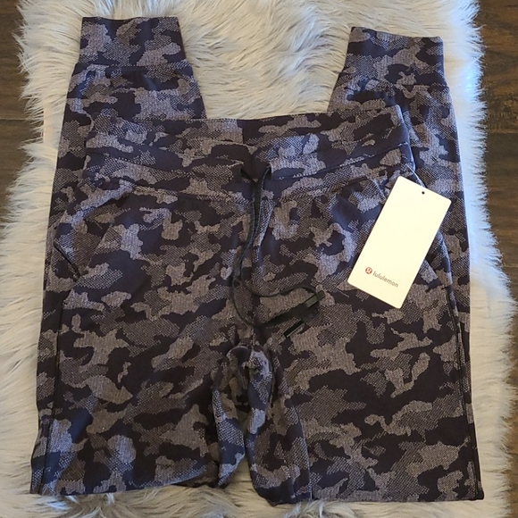 Lululemon ready to rulu hi-rise jogger camo - Picture 5 of 8